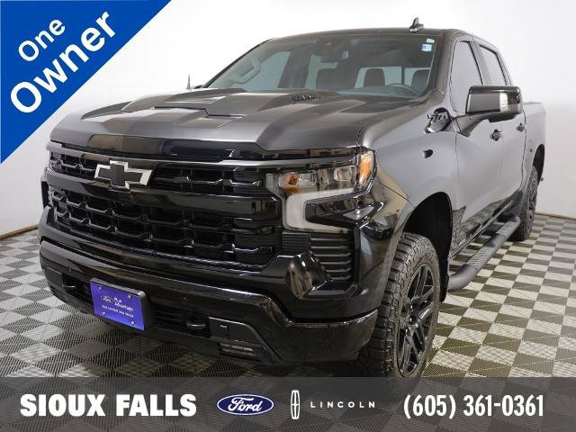 Used 2025 Chevrolet Silverado 1500 LT Trail Boss w/ LT Trail Boss Premium Package AWD/4WD image 1