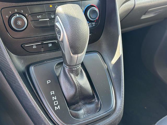 Used 2019 Ford Transit Connect XLT image 22