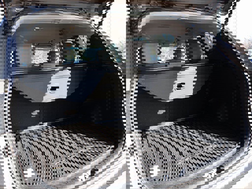 Used 2017 Hyundai Santa Fe Sport image 16