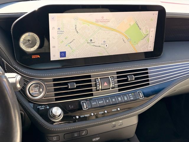 Used 2023 Lexus LS 500 w/ Interior Upgrade Package RWD image 18