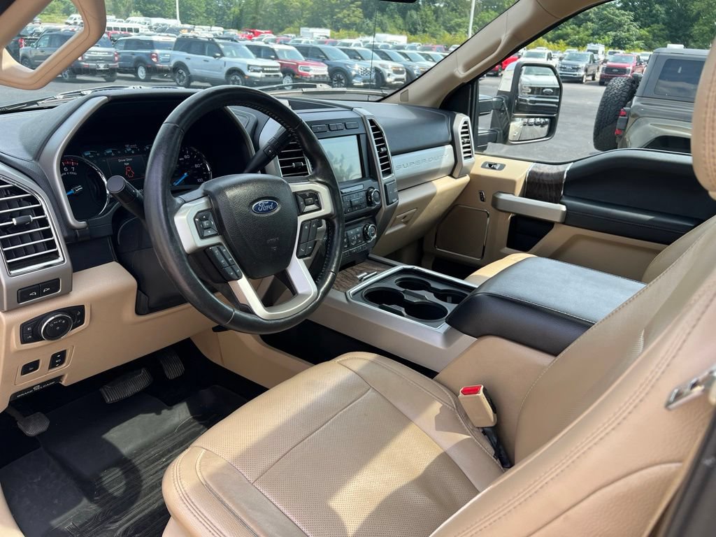 Used 2017 Ford F250 Lariat w/ Lariat Ultimate Package AWD/4WD image 7