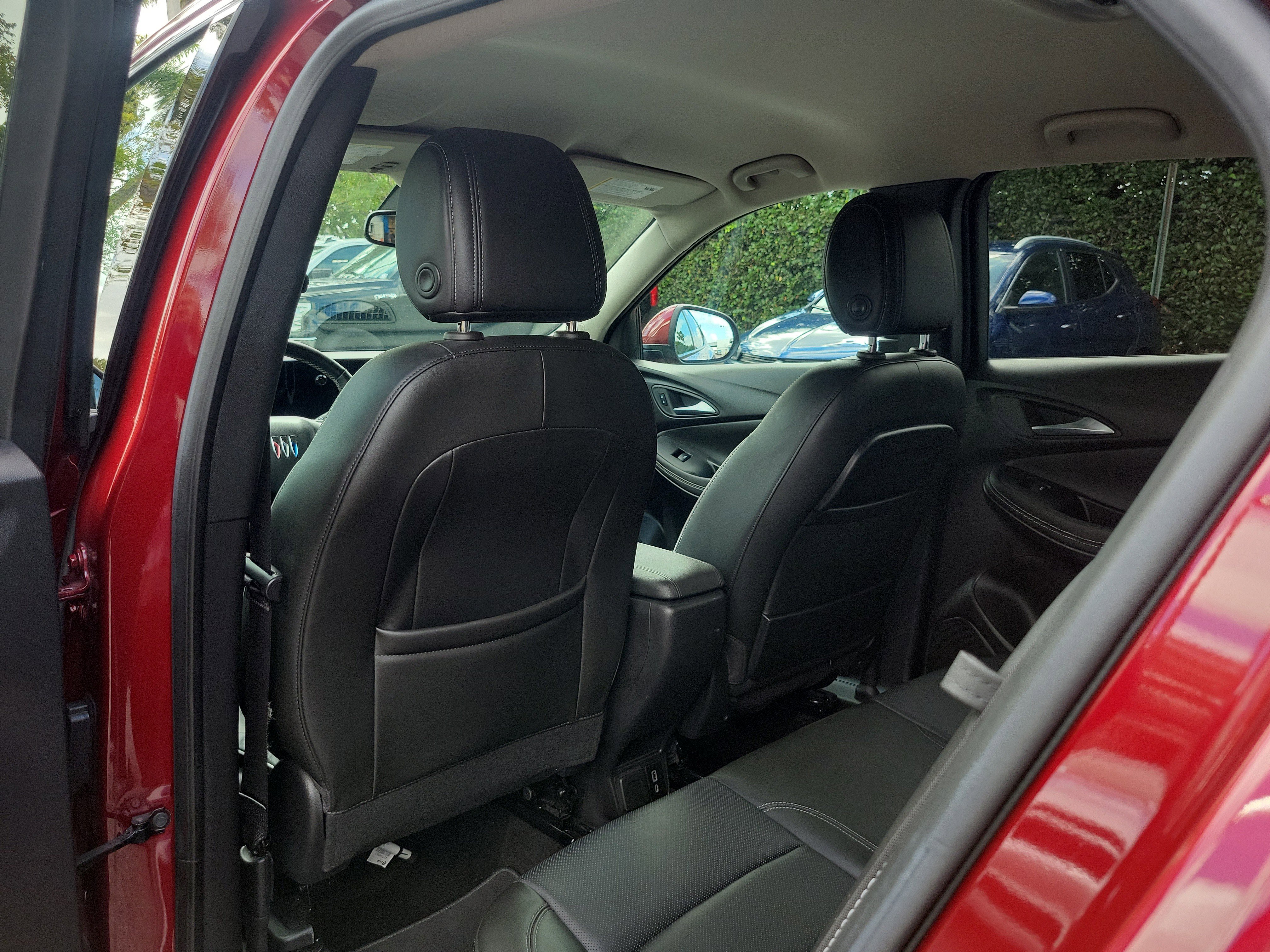 Used 2024 Buick Encore GX Avenir image 15