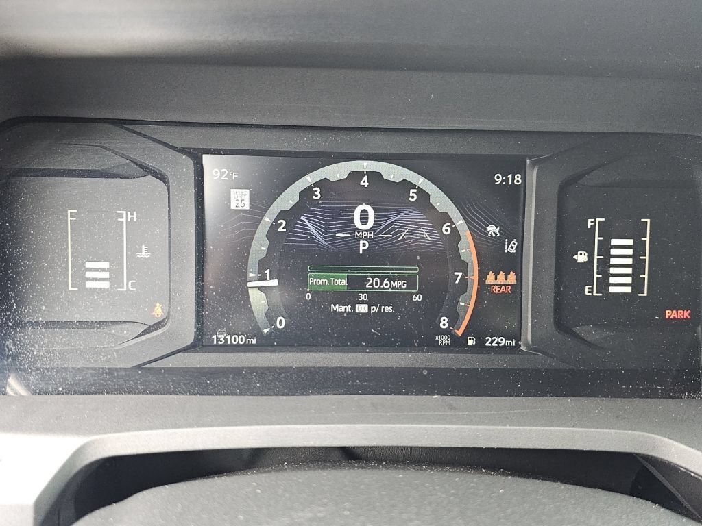 Used 2025 Toyota Tacoma SR5 AWD/4WD image 35