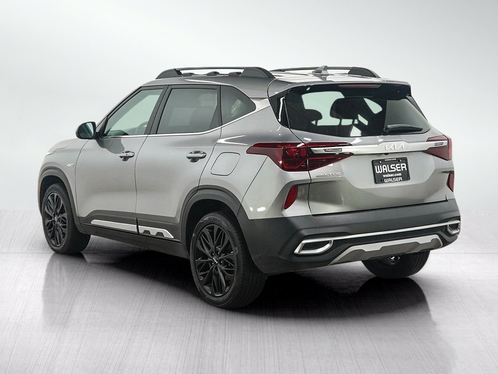 Used 2023 Kia Seltos Nightfall Edition AWD/4WD image 3