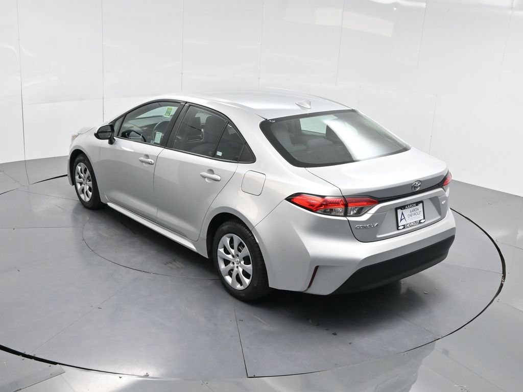 Used 2023 Toyota Corolla LE image 63