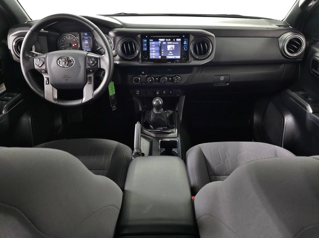 Used 2019 Toyota Tacoma TRD Off-Road AWD/4WD image 11