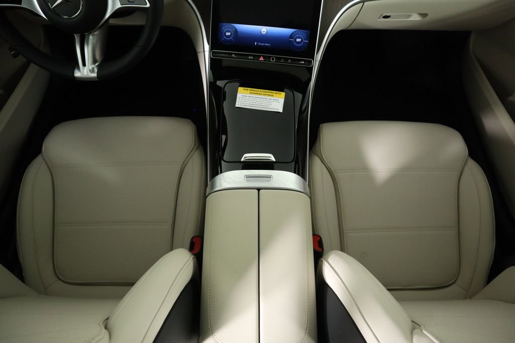 Certified 2025 Mercedes-Benz C 300 Sedan image 16