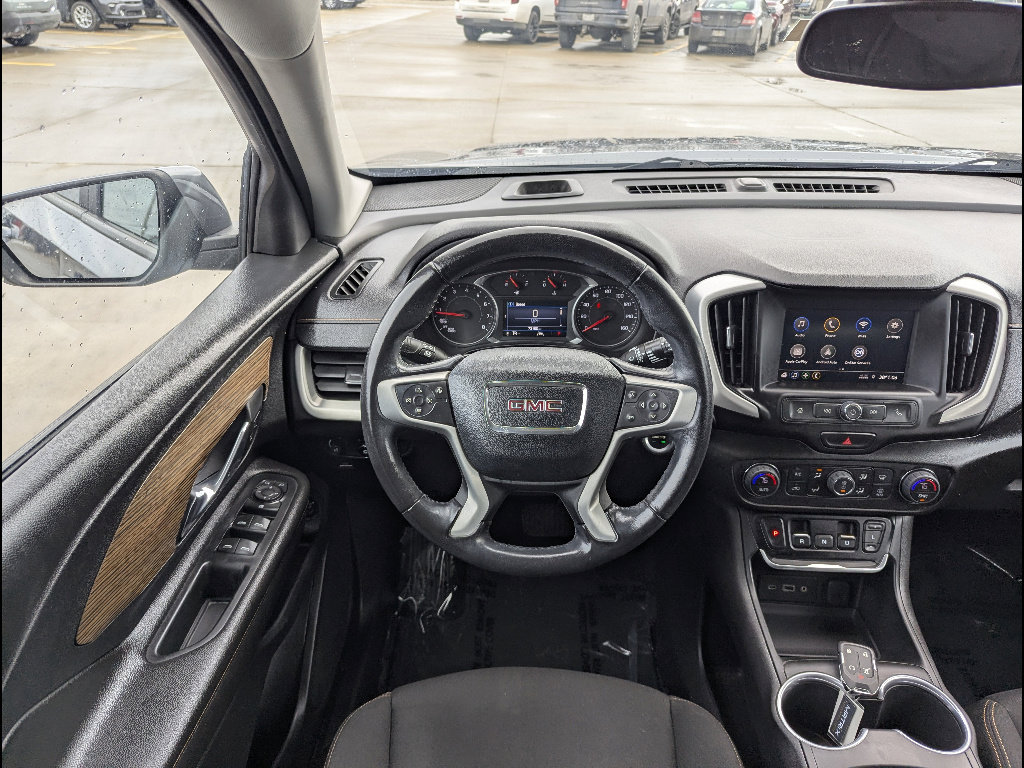 Used 2021 GMC Terrain SLE w/ Driver Convenience Package AWD/4WD image 3
