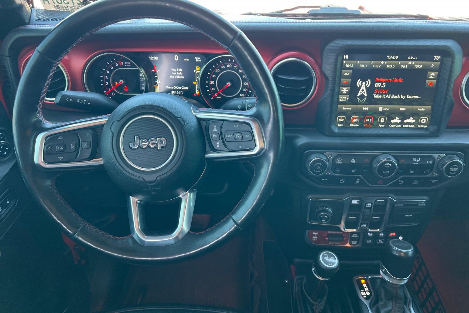 Used 2021 Jeep Gladiator Rubicon AWD/4WD image 14