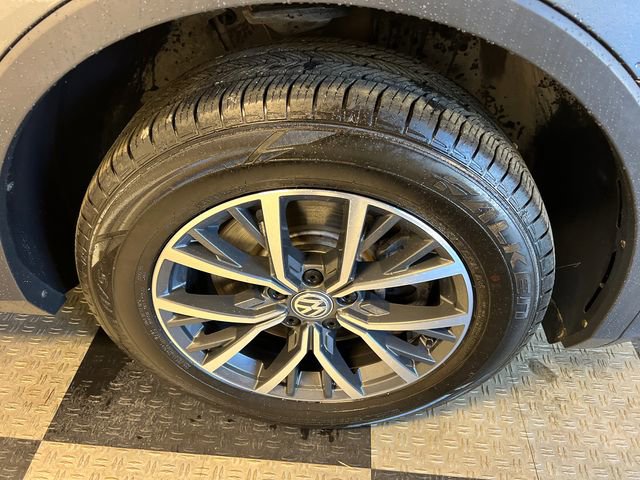 Certified 2020 Volkswagen Tiguan SE FWD image 9