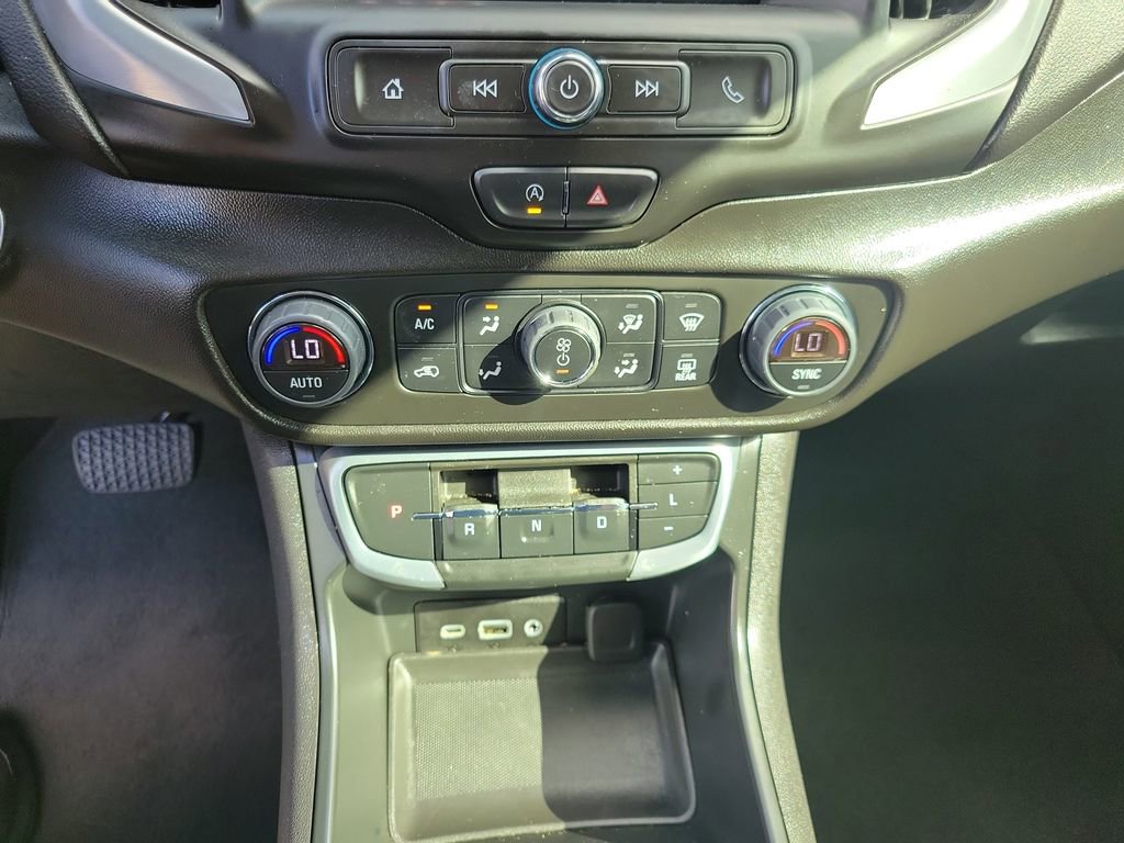 Certified 2024 GMC Terrain SLE w/ Driver Convenience Package image 32