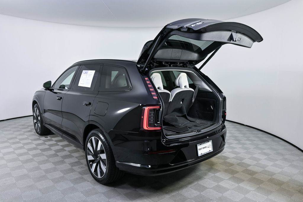 Used 2025 Volvo EX90 Plus AWD/4WD image 33