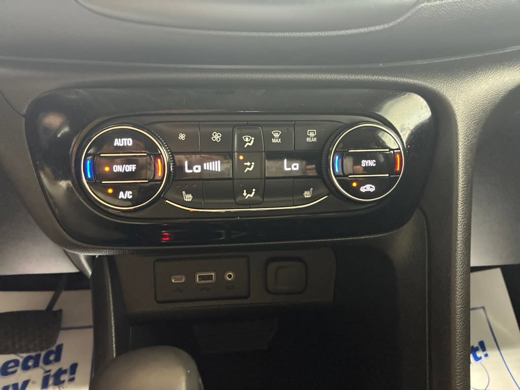 Used 2023 Buick Encore GX Select w/ Experience Buick Package FWD image 21