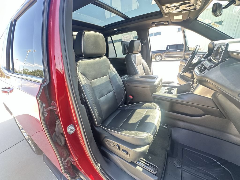Certified 2021 Chevrolet Tahoe Premier w/ Premium Package AWD/4WD image 29