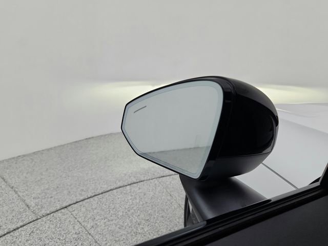 Certified 2025 Volvo EX30 Plus w/ Protection Package Premier image 22