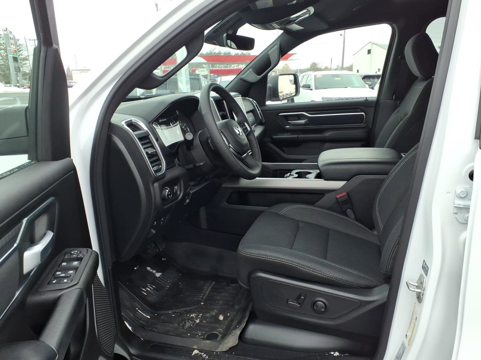 Used 2025 RAM 1500 Big Horn image 10