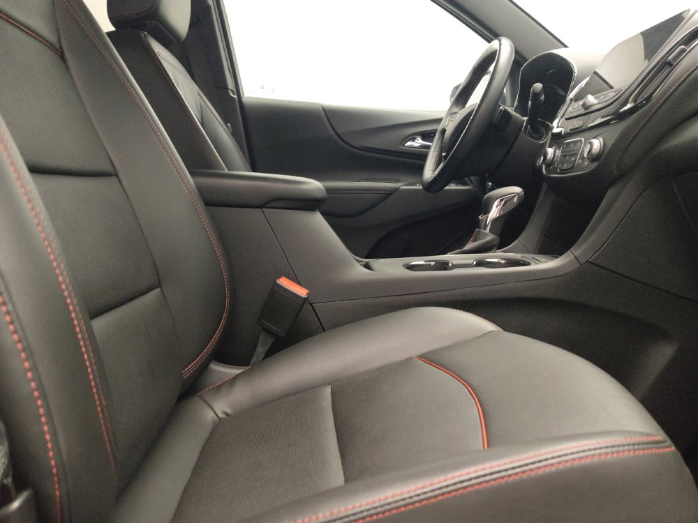 Used 2022 Chevrolet Equinox RS w/ RS Leather Package FWD image 21