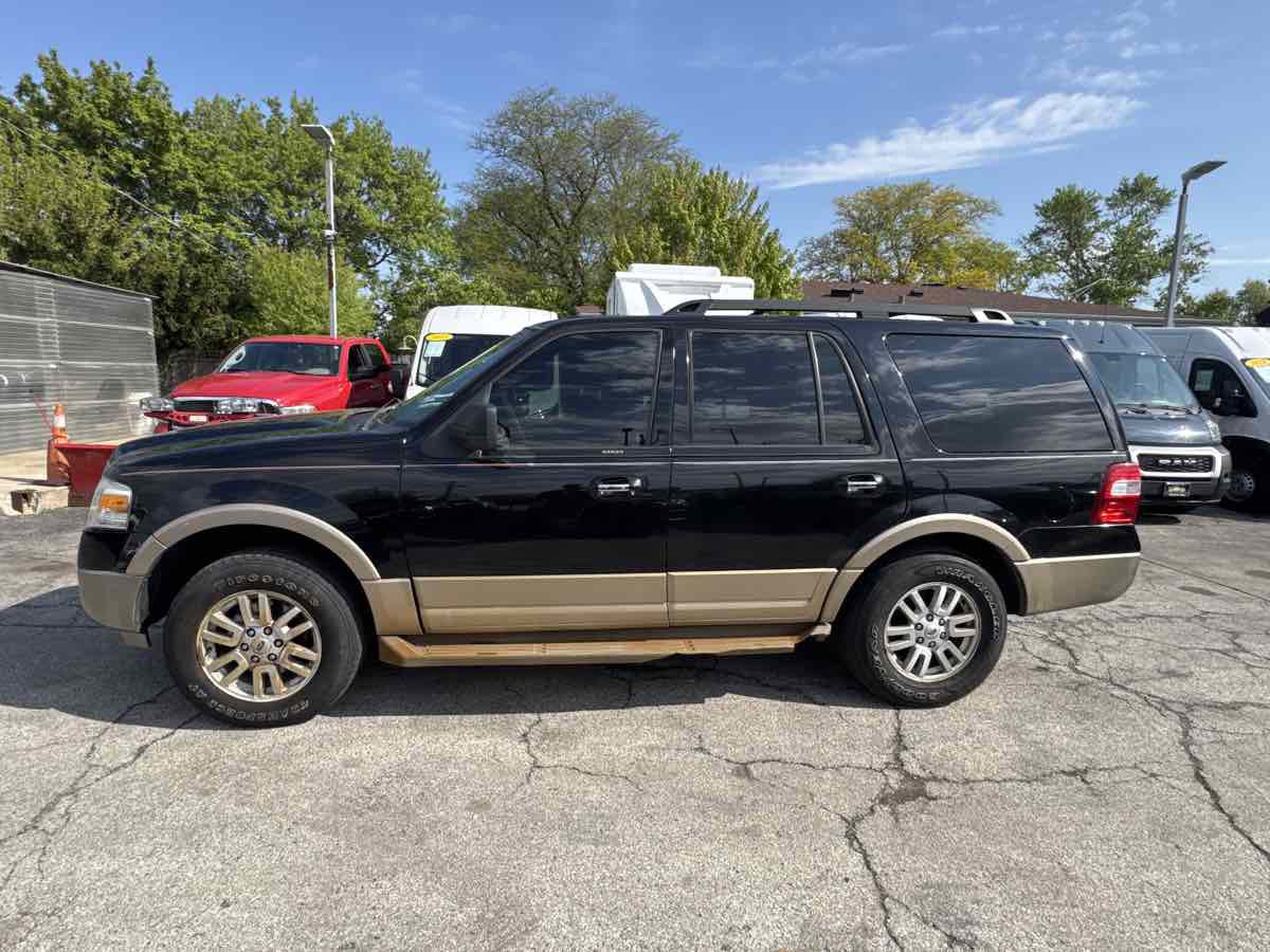 Used 2012 Ford Expedition XLT AWD/4WD image 4