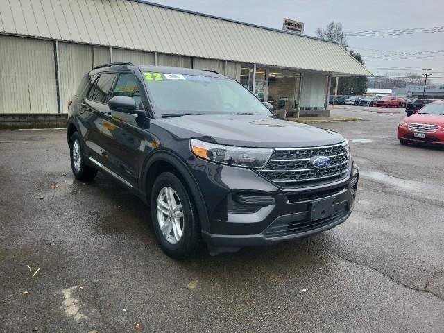 Used 2022 Ford Explorer XLT image 7
