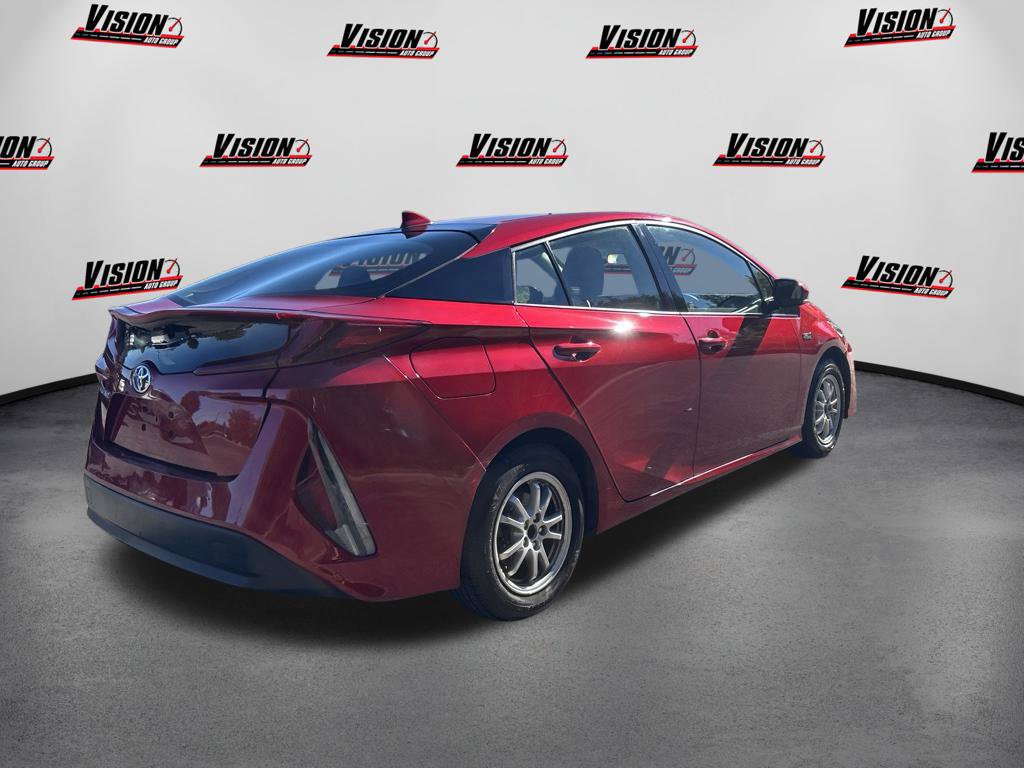 Used 2017 Toyota Prius Prime Plus FWD image 5