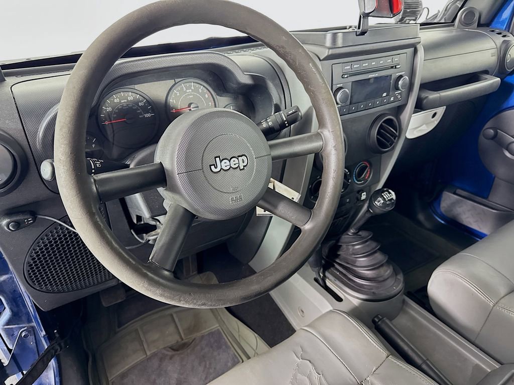 Used 2009 Jeep Wrangler X image 26