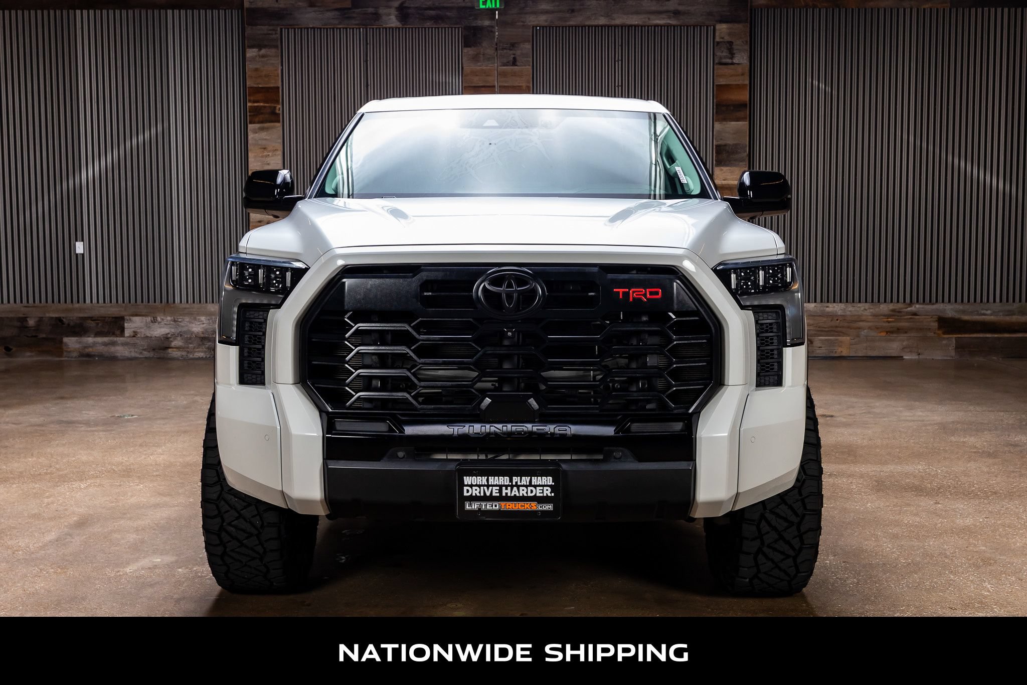 Used 2024 Toyota Tundra Limited AWD/4WD image 4