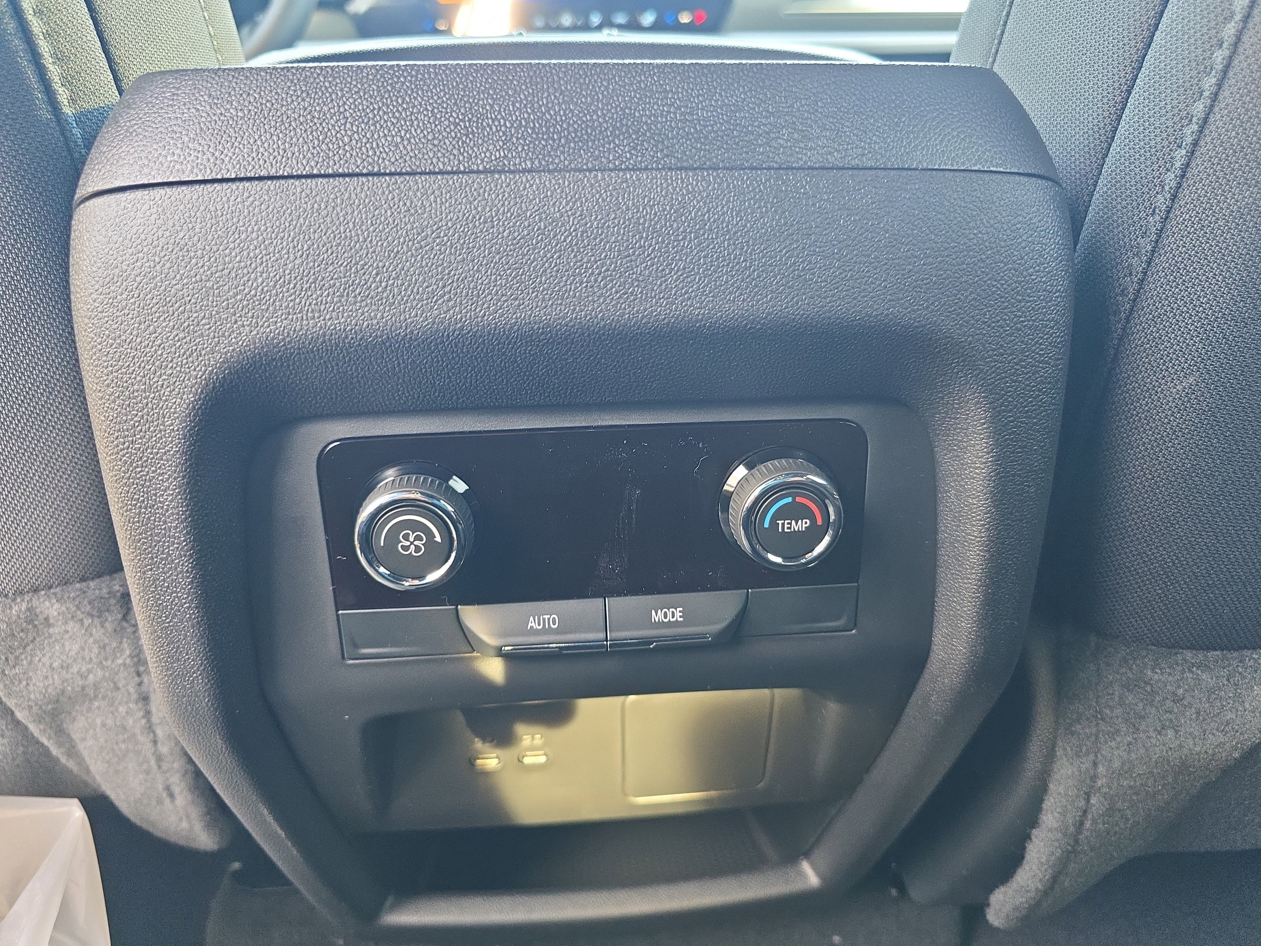 New 2026 Chevrolet Traverse LT image 17