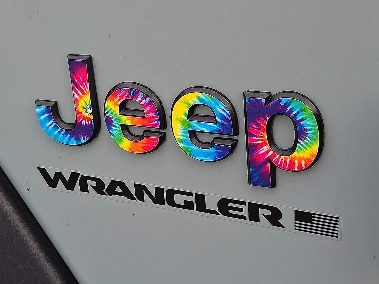 Used 2024 Jeep Wrangler Sport S image 9