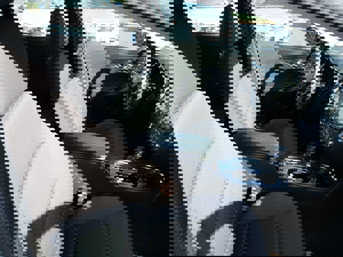 Used 2022 Chevrolet Malibu LT image 32