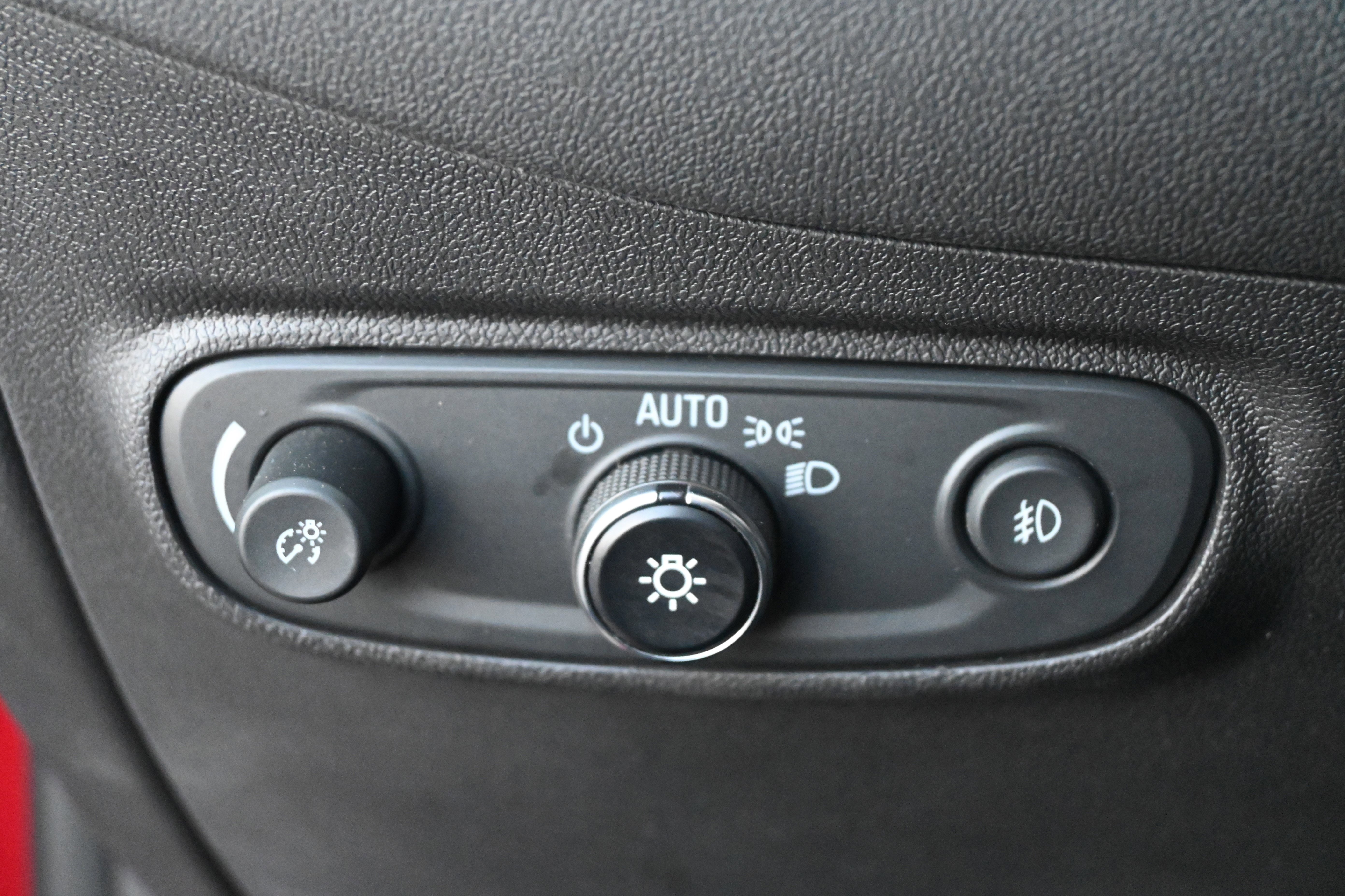 Used 2020 Chevrolet Equinox LT image 31