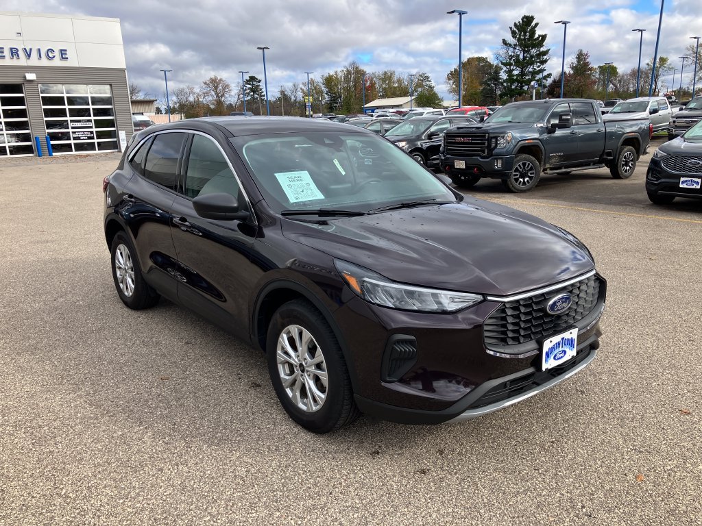 Used 2023 Ford Escape Active AWD/4WD image 6