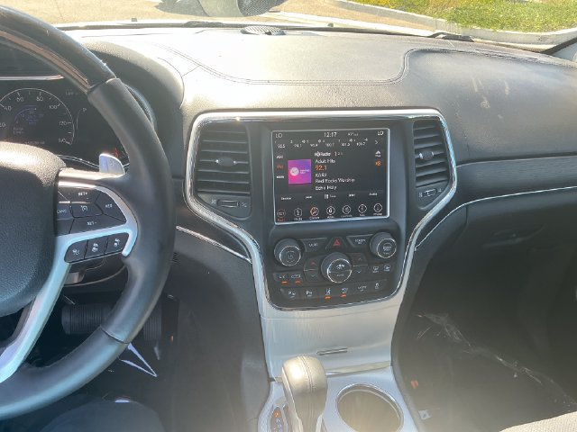 Used 2018 Jeep Grand Cherokee Summit RWD image 17