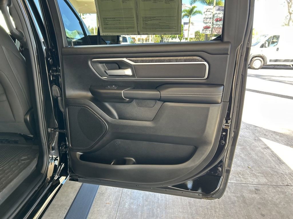 Used 2024 RAM 1500 Big Horn image 30