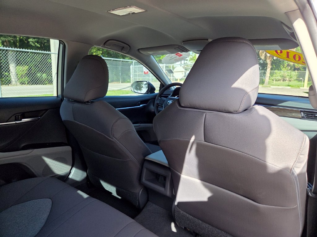 Certified 2019 Toyota Camry LE FWD image 16