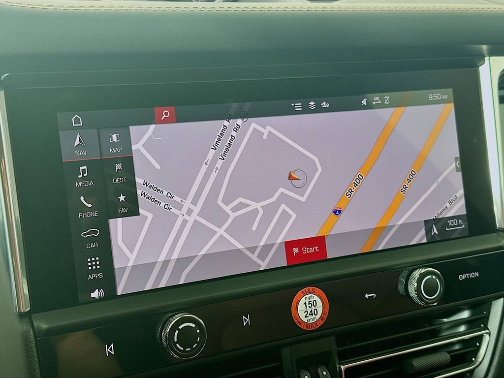 Certified 2026 Porsche Macan AWD/4WD image 16