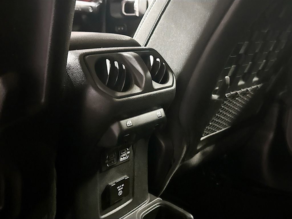 Used 2021 Jeep Wrangler Unlimited Rubicon image 24