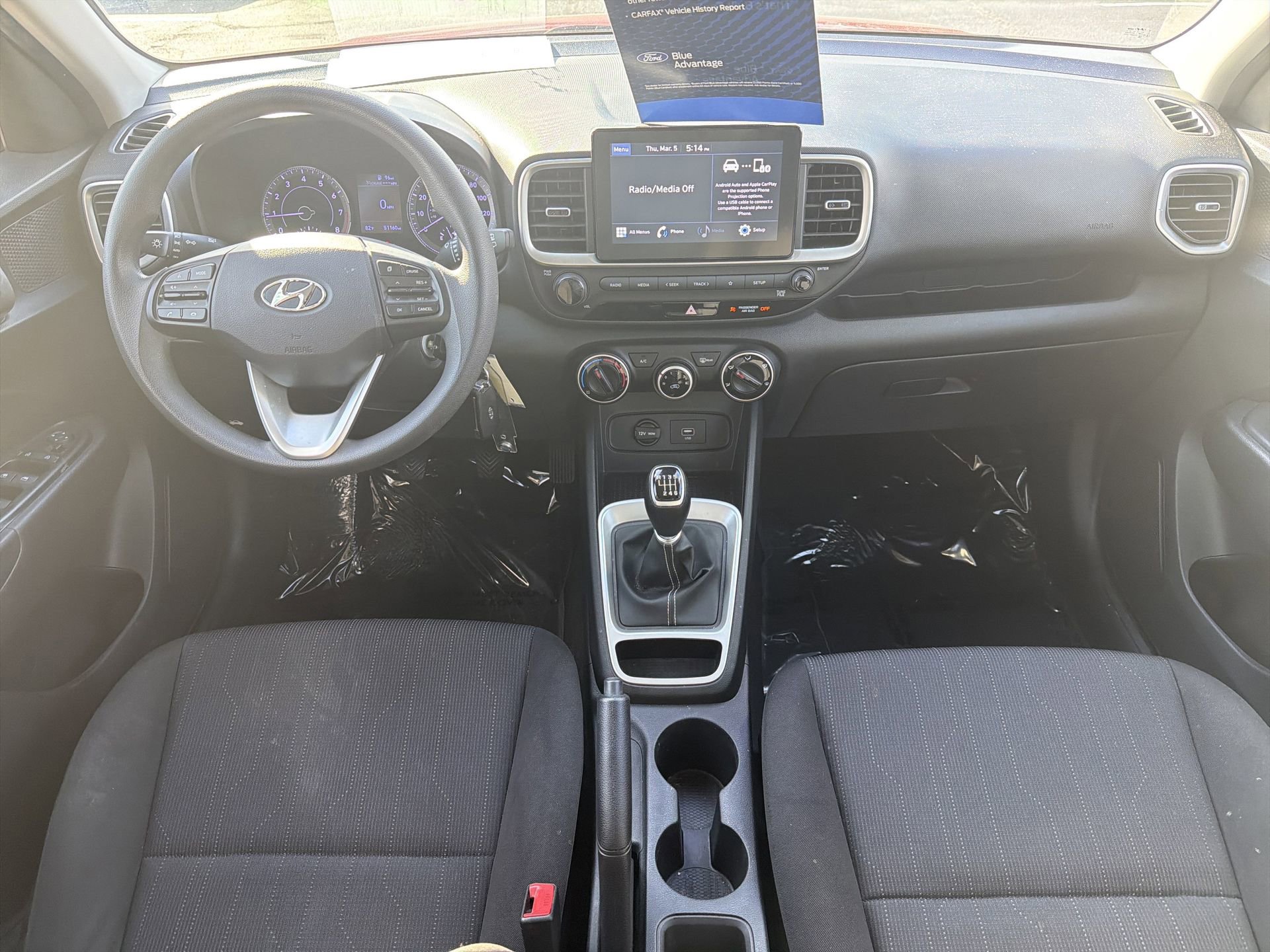 Used 2020 Hyundai Venue SE image 2