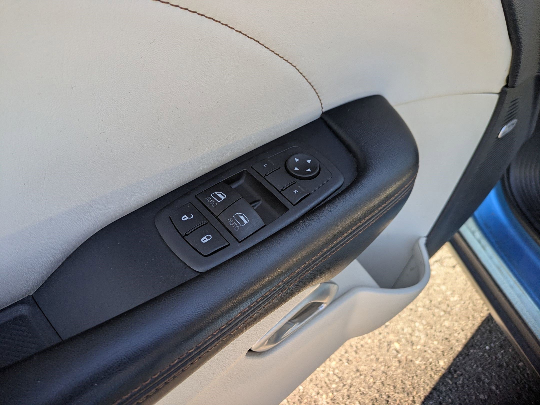 Used 2016 Dodge Challenger SXT Plus image 16