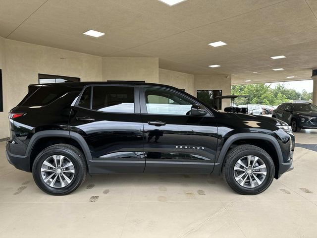 New 2026 Chevrolet Equinox LT w/ Convenience Package II image 13
