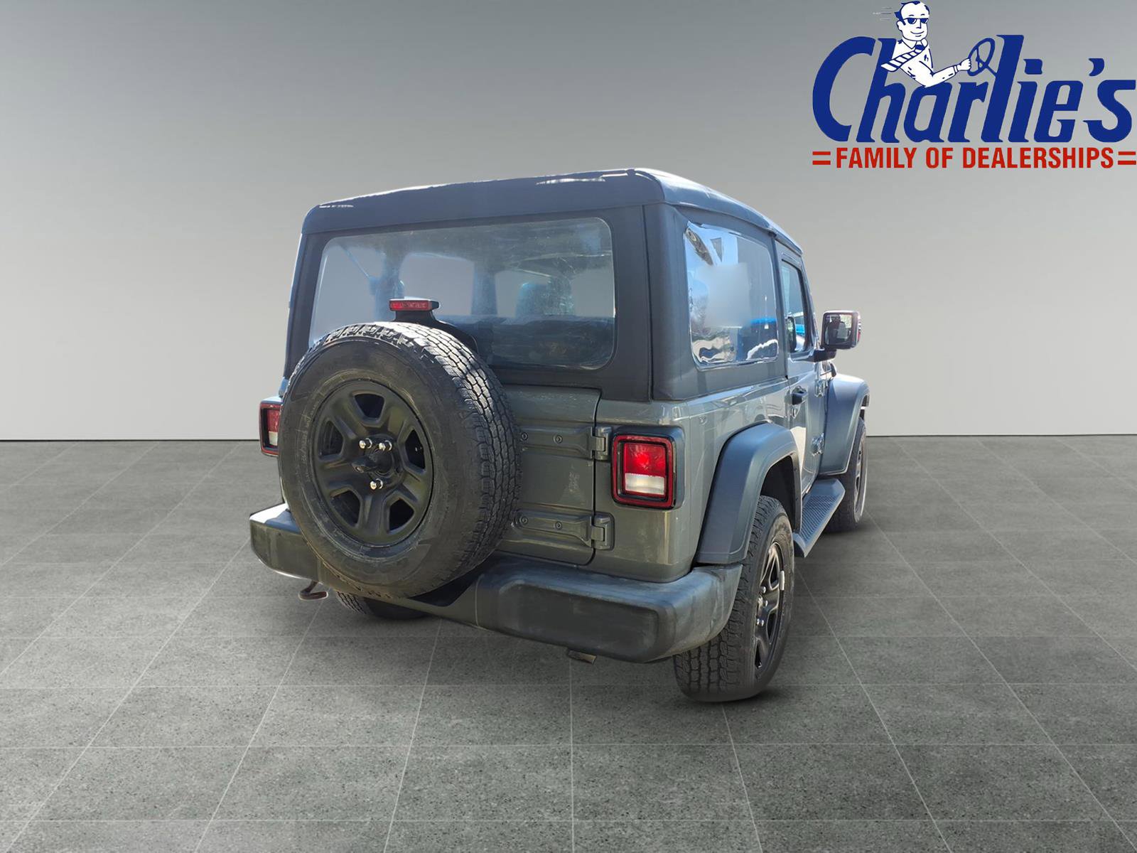 Used 2019 Jeep Wrangler Sport AWD/4WD image 4