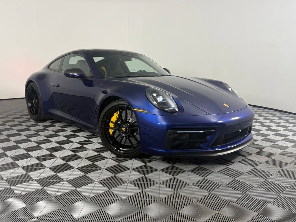 Certified 2024 Porsche 911 Carrera GTS RWD image 6
