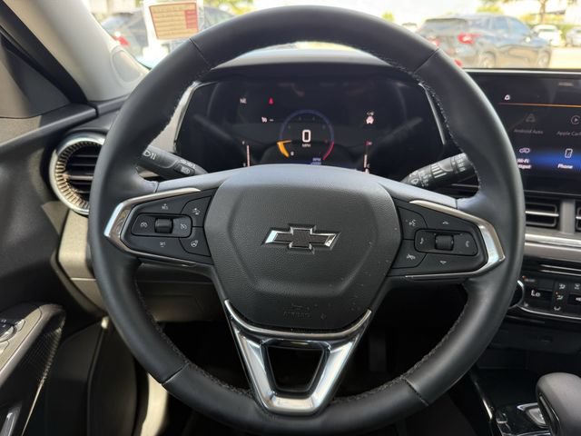 Certified 2025 Chevrolet Trax ACTIV FWD image 14
