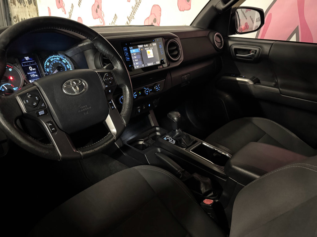 Used 2019 Toyota Tacoma TRD Off-Road image 19