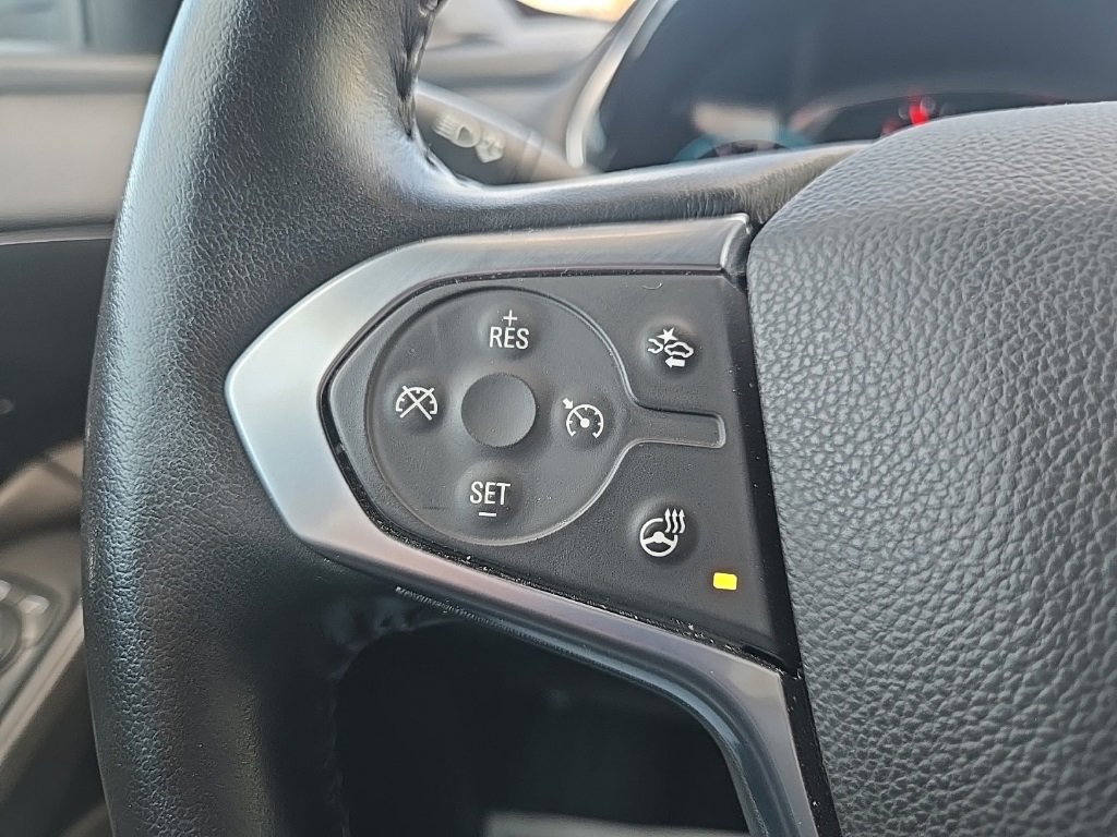 Used 2022 Chevrolet Traverse RS image 41