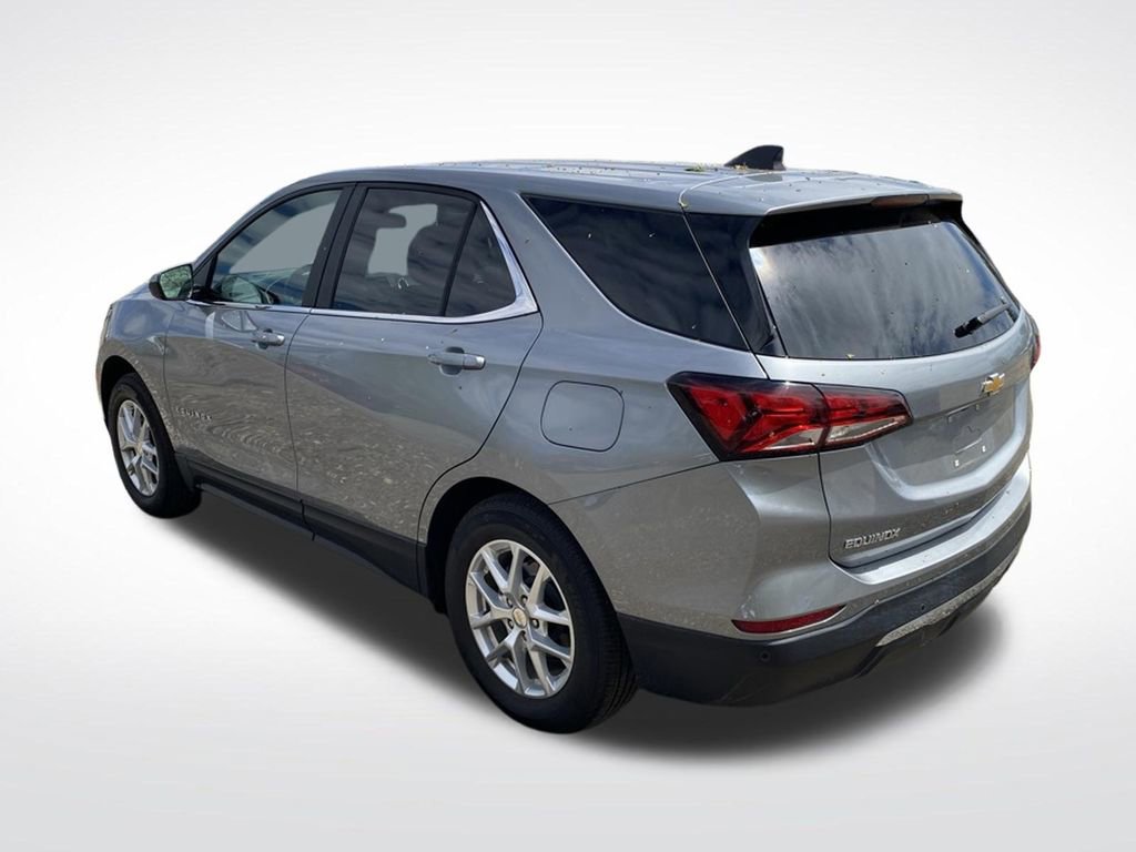 Used 2024 Chevrolet Equinox LT w/ LPO, Floor Liner Package FWD image 5
