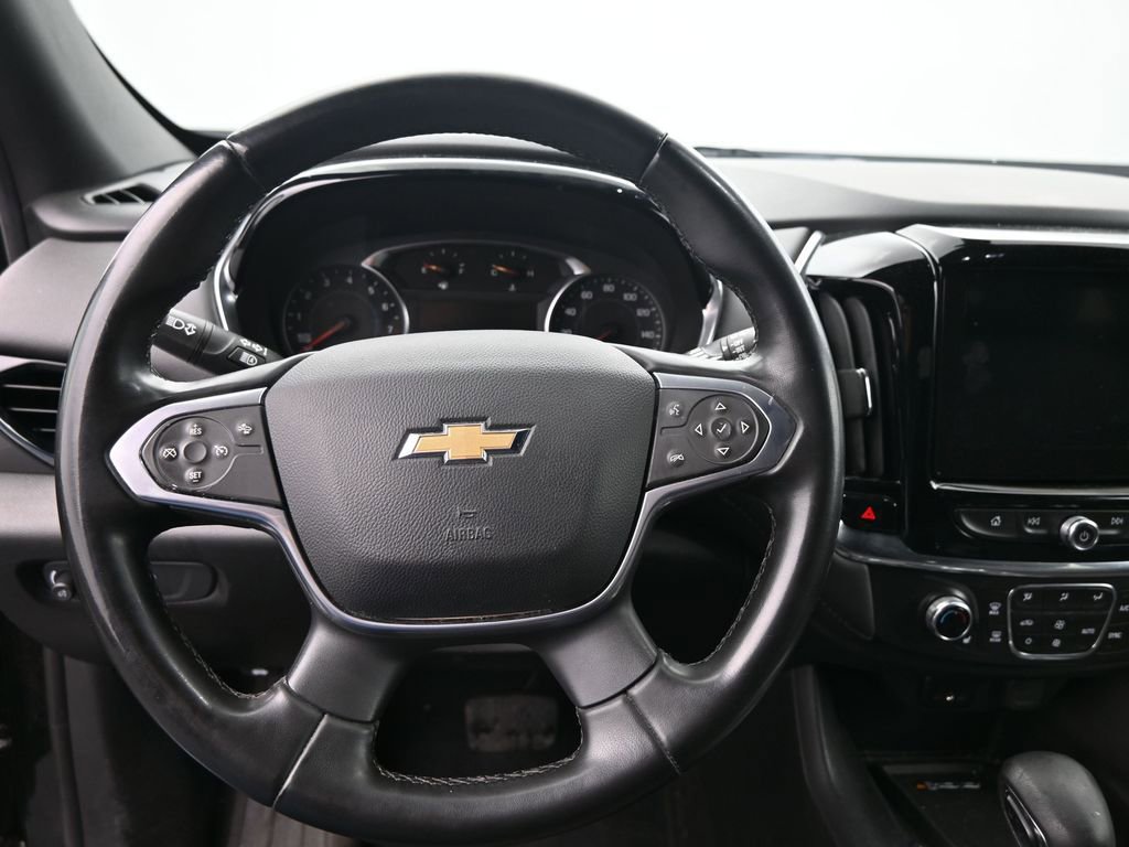 Used 2023 Chevrolet Traverse LT image 22