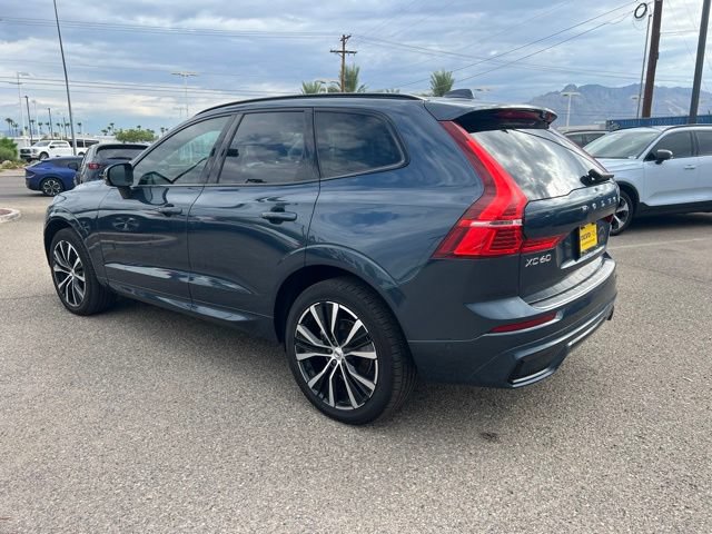 Used 2024 Volvo XC60 B5 Plus AWD/4WD image 5