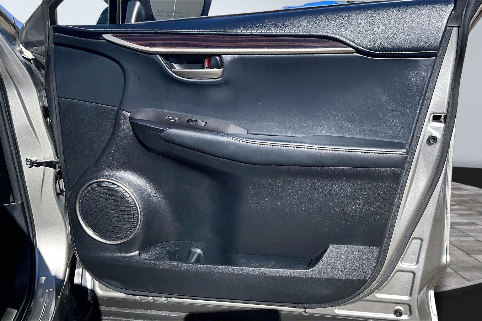 Used 2015 Lexus NX 200t FWD image 24