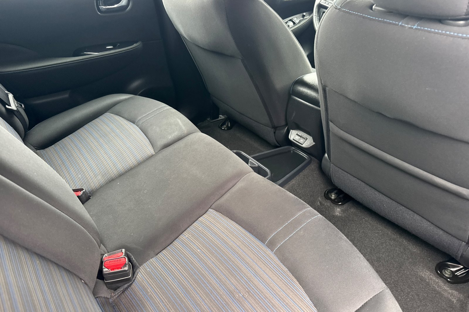 Used 2025 Nissan Leaf SV Plus FWD image 19
