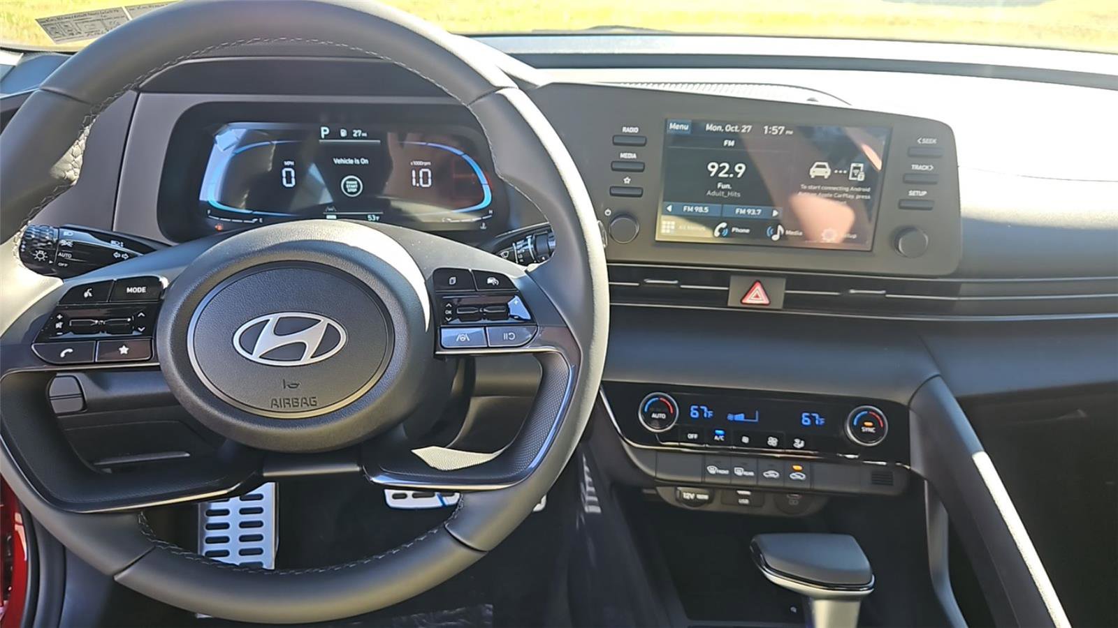 New 2025 Hyundai Elantra Sport w/ Cargo Package image 10